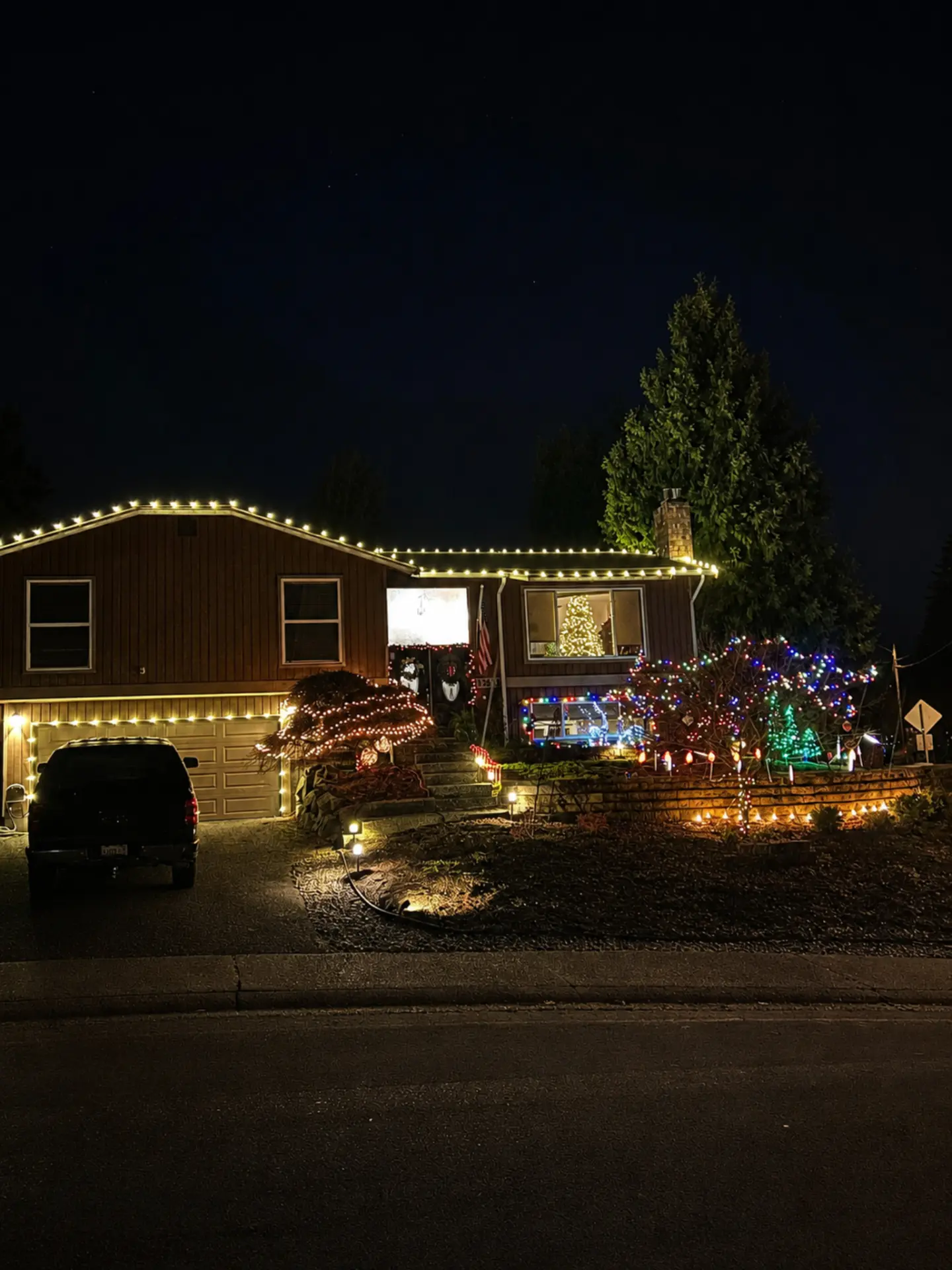 Western Washington home decorated with professional Christmas light installation